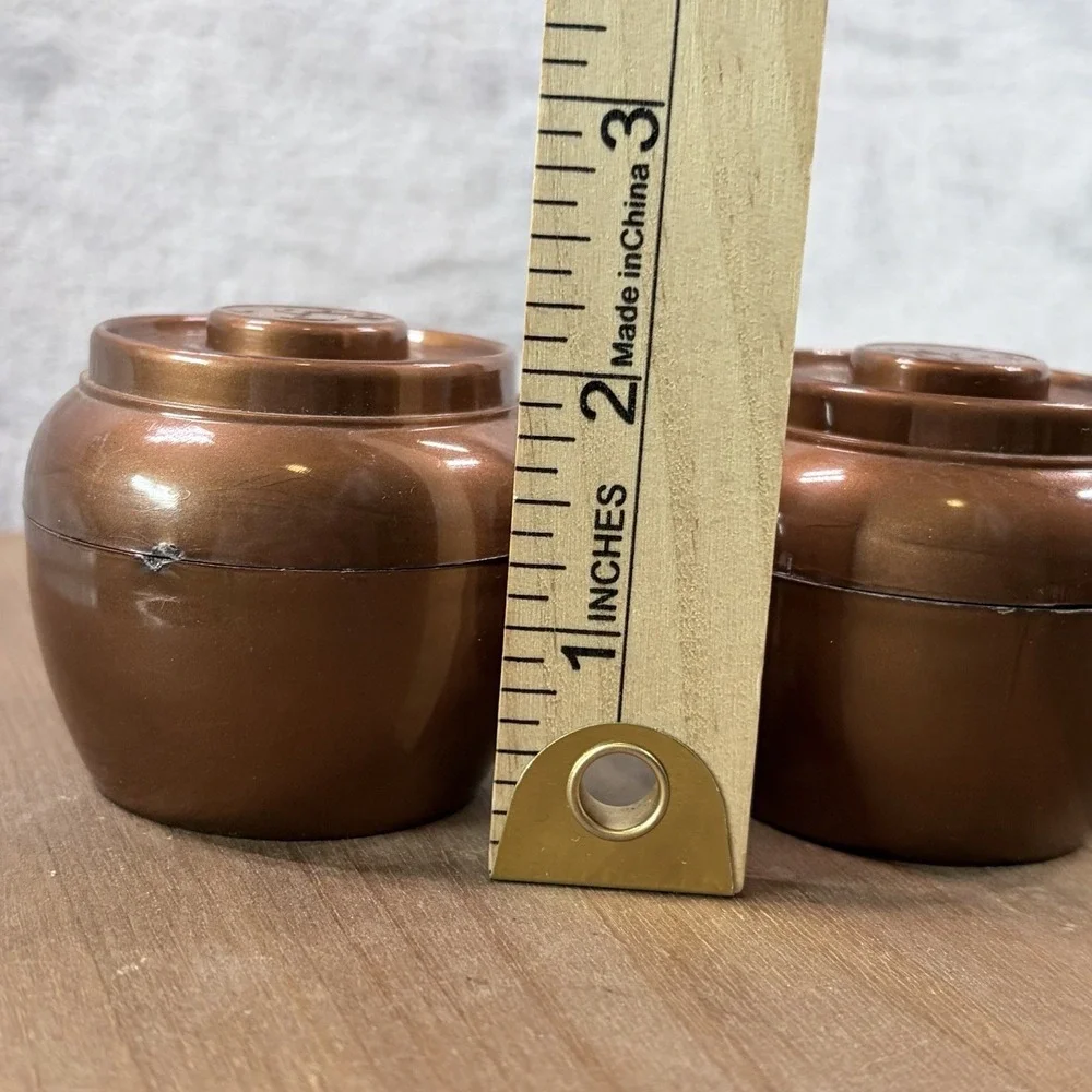 Vintage Admiration USA Bean Pot Style Salt & Pepper‎ Shakers Brown MCM